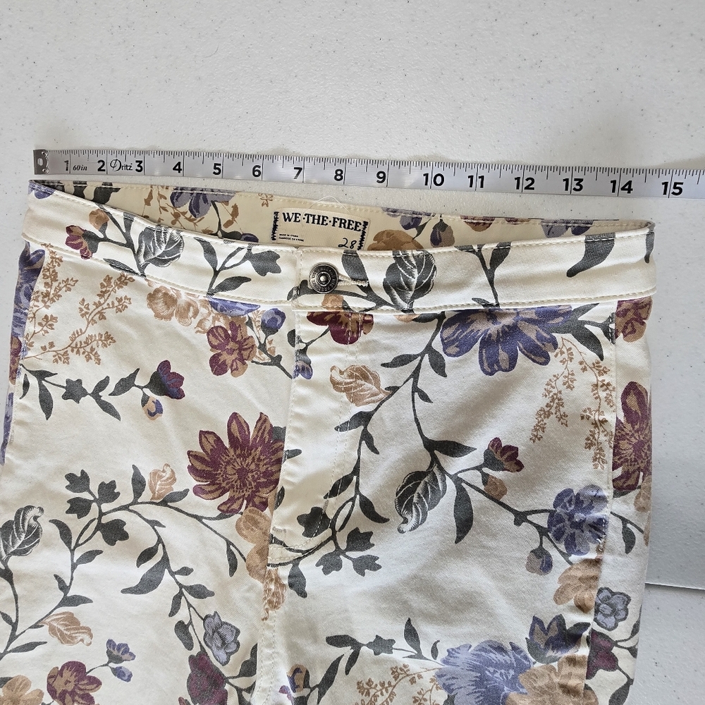 FREE PEOPLE We The‎ Free Crop Youthquake Print Flare Jeans Women's 28 Floral - Picture 6 of 13